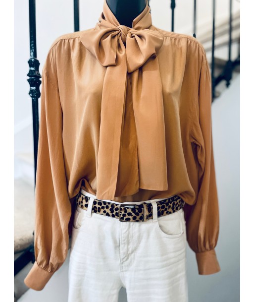 Blouse en soie camel en linge