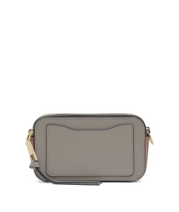 MARC JACOBS - SAC SNAPSHOT CEMENT est présent 