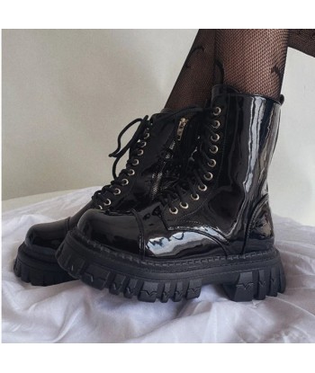 Gothic Biker Combat Boots for Women Elegant Short Shoes in Shiny Black Pour