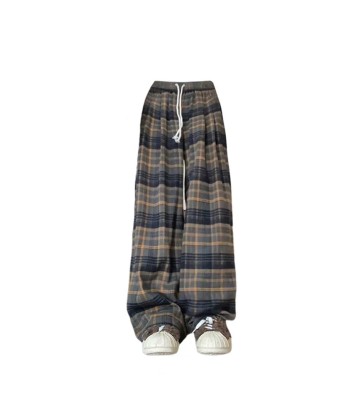 Women’s Grunge Checkered Baggy Pants Streetwear in Retro Style of the 2000s france