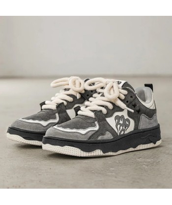 Y2K Chunky Sneakers in Gray & Black Perfect for edgy looks and alternative fashion de l' environnement