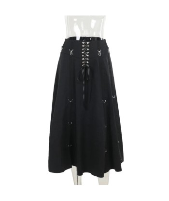 Asymmetric Gothic Rock with Buckles est présent 