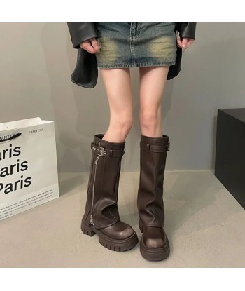 Ladies Biker Boots with Buckle for a Grunge Look pour bénéficier 