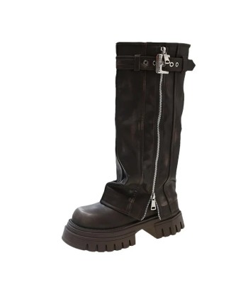 Ladies Biker Boots with Buckle for a Grunge Look pour bénéficier 