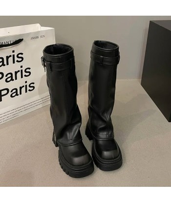 Ladies Biker Boots with Buckle for a Grunge Look pour bénéficier 