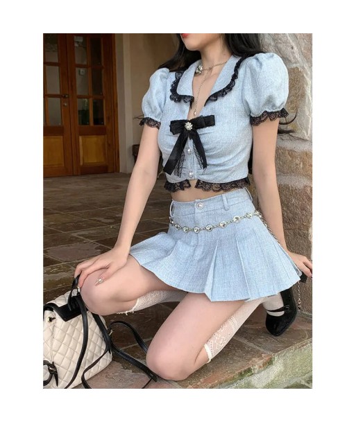 Lolita Crop Top and Mini Skirt Set with Peter Pan Collar and Bow Pour