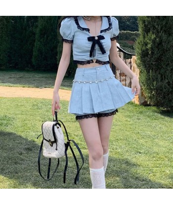 Lolita Crop Top and Mini Skirt Set with Peter Pan Collar and Bow Pour