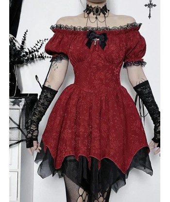 Gothic-Victorian Dress in Black-Red with Corset Detail En savoir plus