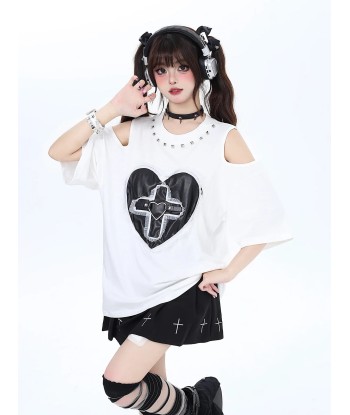 Gothic Love: Black Oversized T-Shirt with Cross & Cut-Outs de pas cher