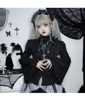 Gothic Lolita blouse with lace and ruffled collar livraison et retour toujours gratuits