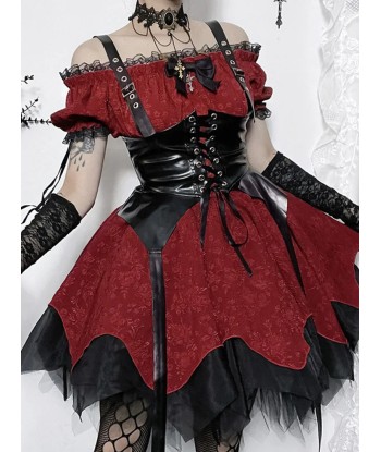 Gothic-Victorian Dress in Black-Red with Corset Detail En savoir plus