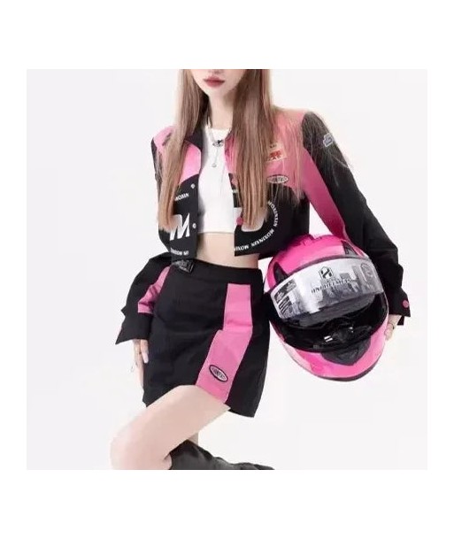 Two-piece set with jacket and skirt in black & pink est présent 