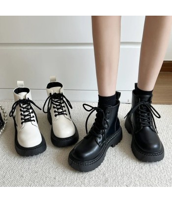 E-Girl Combat Boots in Black for Your Look offre 