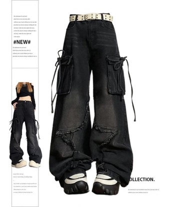 Black Gothic Cargo Jeans in 90s Grunge Look en stock