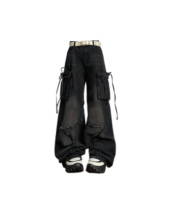 Black Gothic Cargo Jeans in 90s Grunge Look en stock