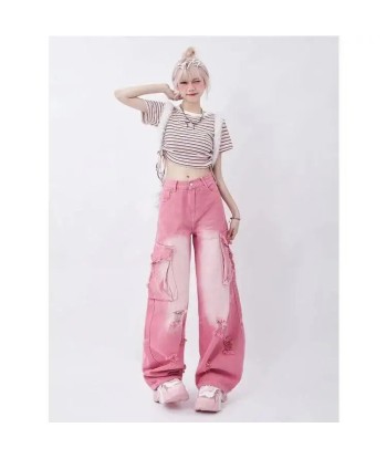 Ripped Jeans in Pink - High Waist Straight Cut for the Soft-Girl Look votre