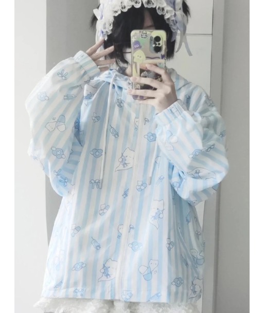 Kawaii watercolor Japanese hooded cloak sur le site 