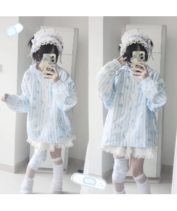 Kawaii watercolor Japanese hooded cloak sur le site 