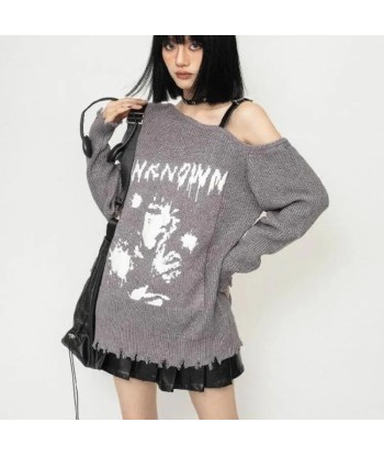 Durable Oversized Sweater with "UNKNOWN" Print ou a consommer sur place