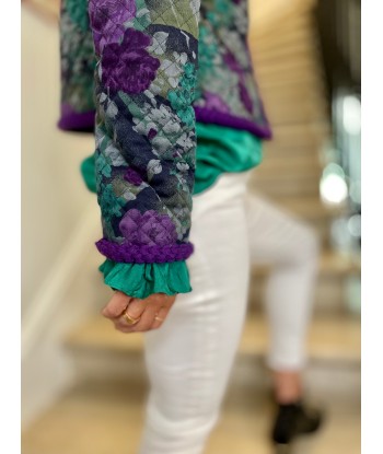 Blouse en soie façonnée verte Voir les baskets