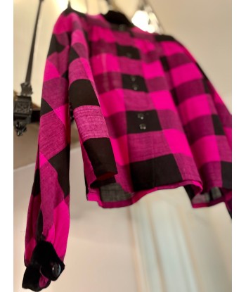 Blouse à carreaux fuchsia et noir de technologie